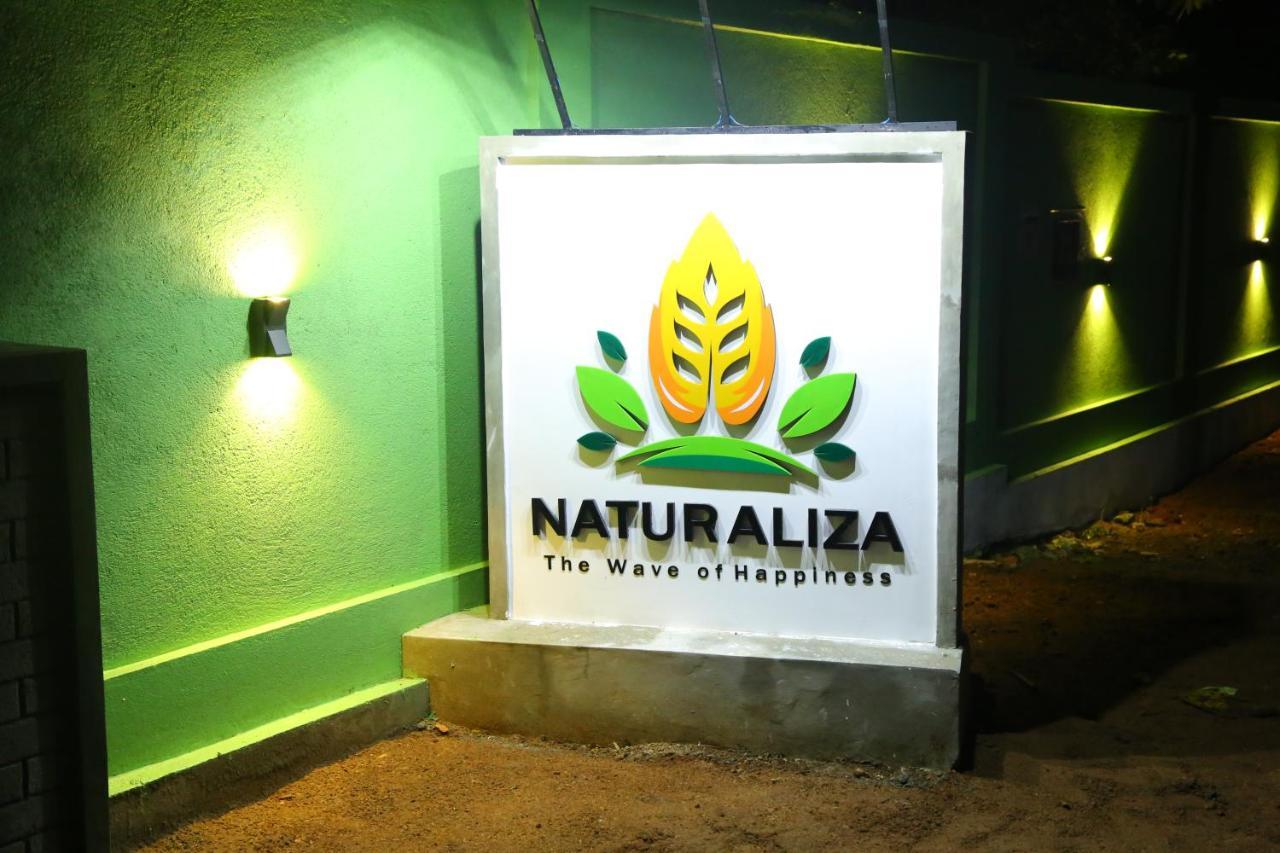 Naturaliza Sigirîya Extérieur photo